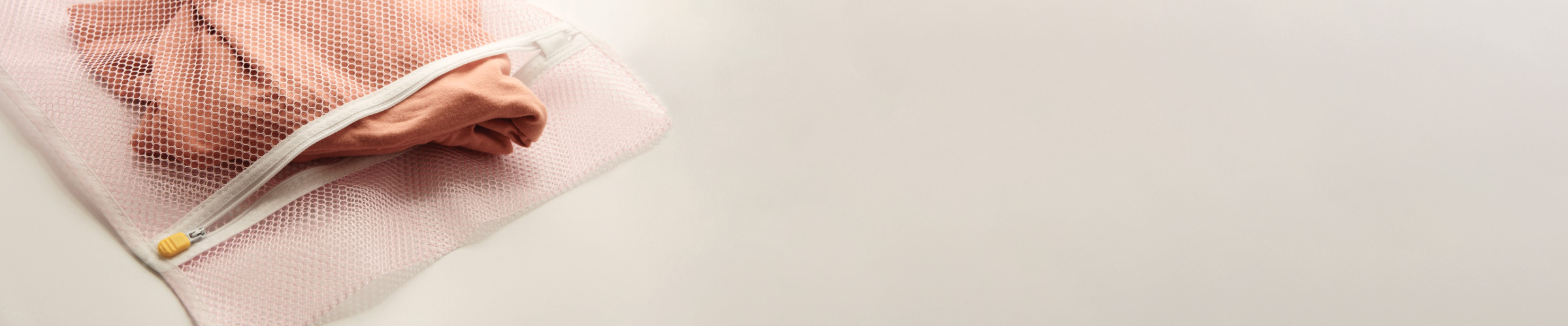 洗濯機ネットでの洗濯イメージ